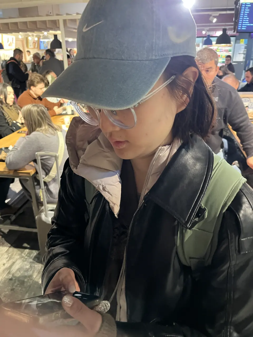 蜜月第5天：波尔图购物，参观塞维利亚大教堂 - Porto